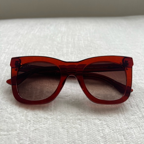Diff Oversized Sunglasses